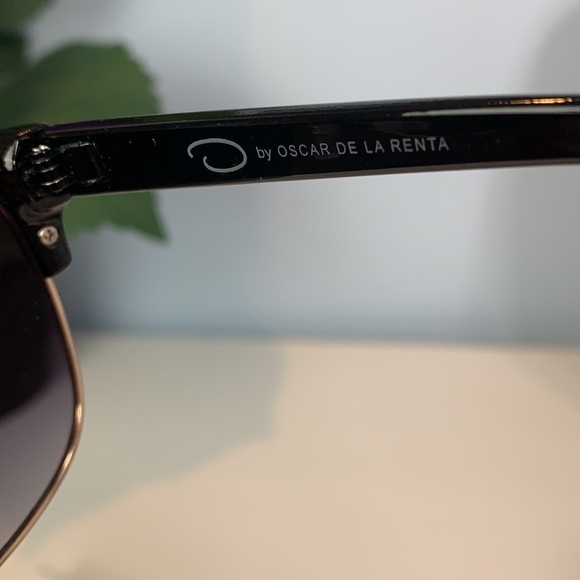 O By Oscar de la Renta Sunnies NWT - Picture 5 of 7
